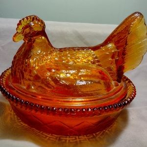 Vintage amber glass hen on nest dish